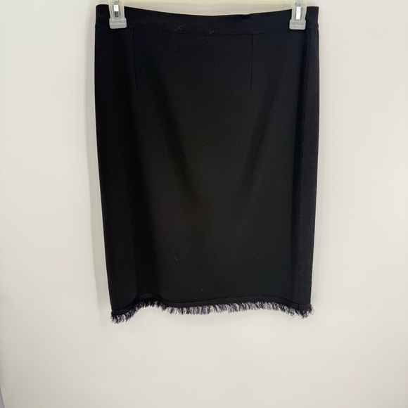 Misook Skirt Womens Size M Black Knit Pull On Midi Business Career Fringe Hem - Picture 6 of 7